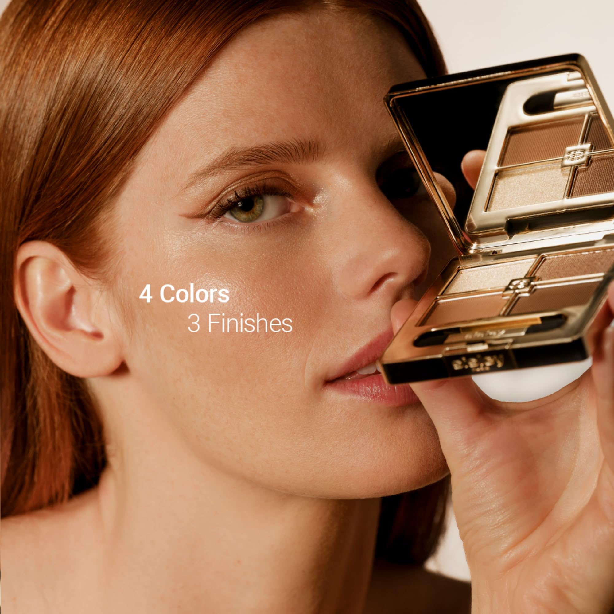 Sisley Paris Phyto-Eye Palette Tender Toffee fingertip application for quick blending.