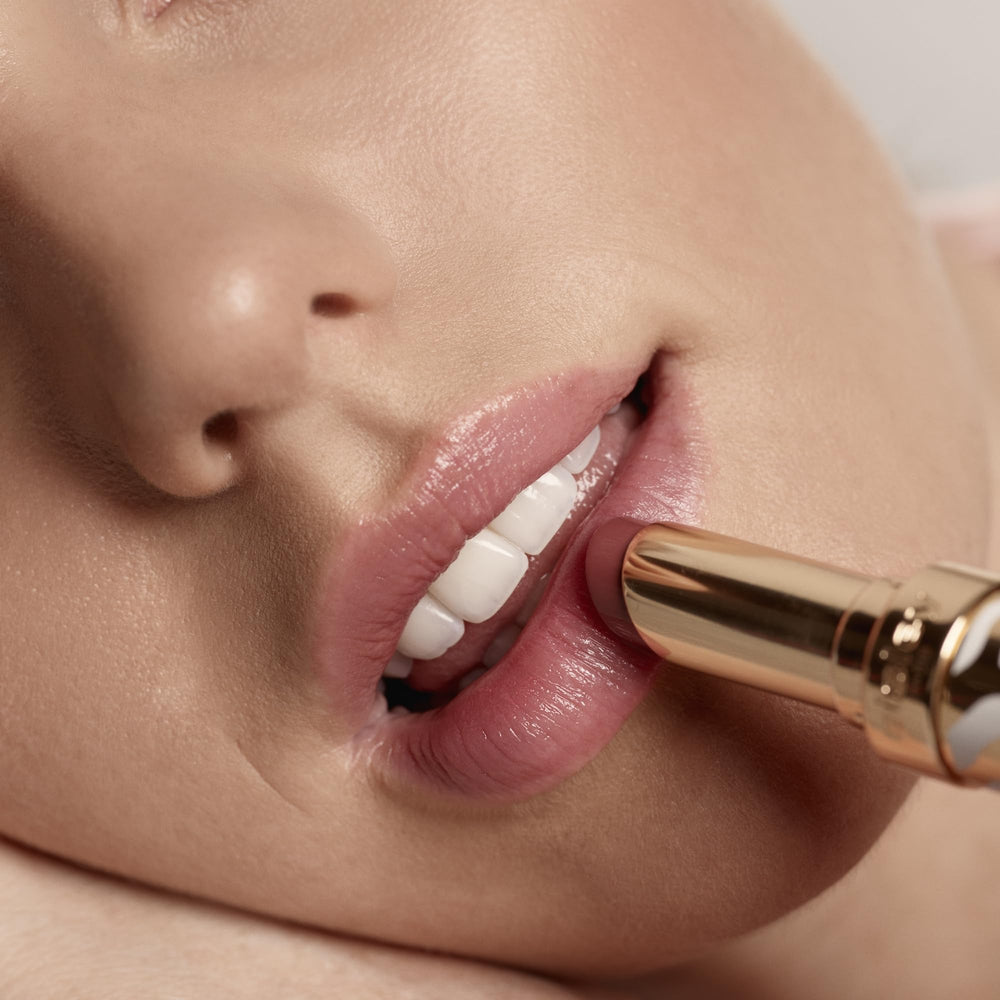 Phyto-Lip Balm with Shea Butter nourishes lips with rich moisture