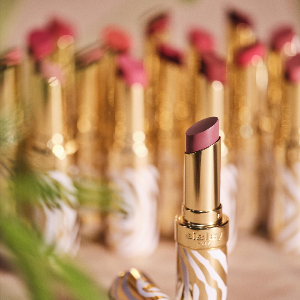 Phyto-Rouge Shine 26 Bel Air in a natural radiance with high-gloss finish