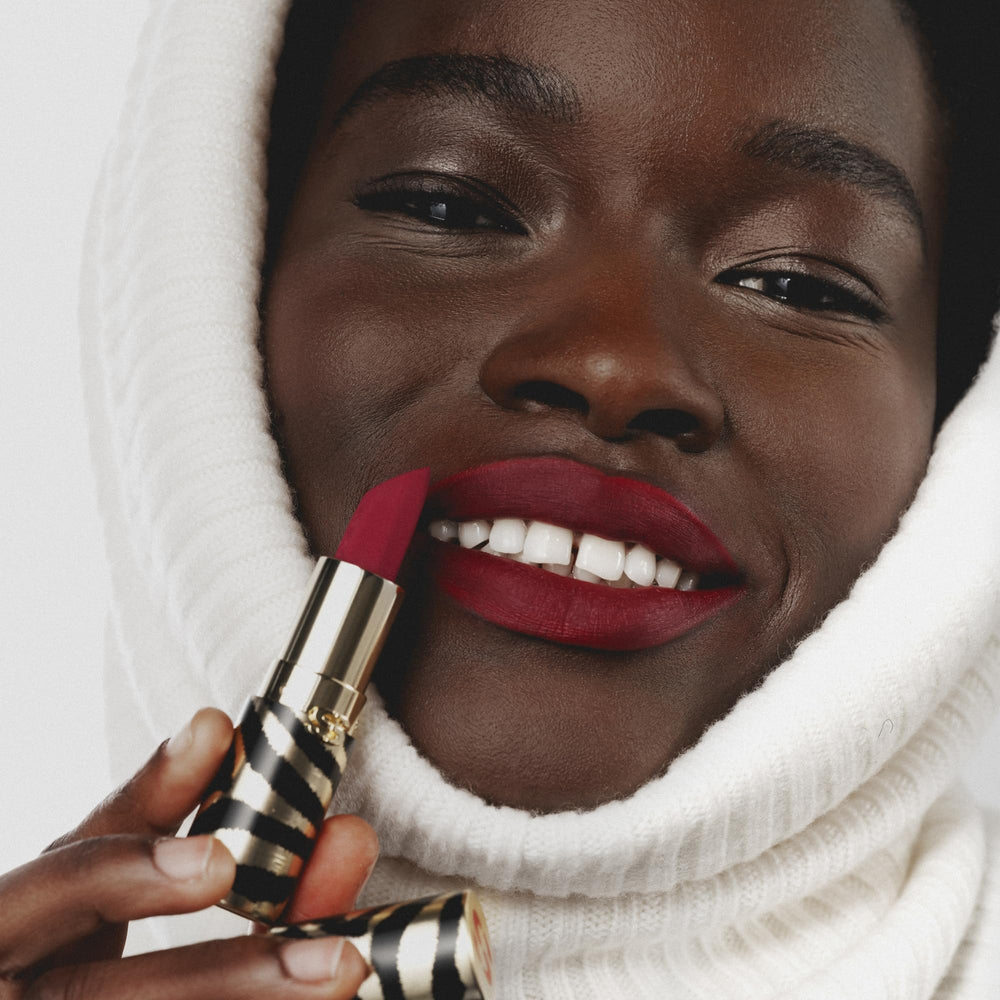 Sisley Paris Phyto-Rouge Velvet 40 Rouge Icon matte finish in close-up.
