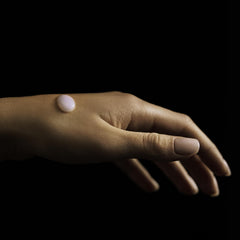 Supremya La Lotion pump action demonstrating easy evening application