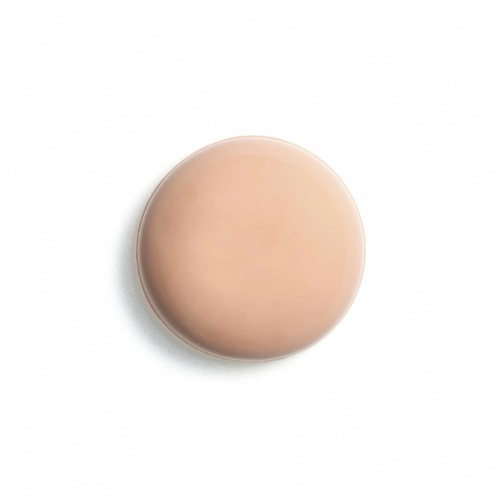 Sisley Paris Phyto-Hydra Teint No. 2 texture glides smoothly for natural finish