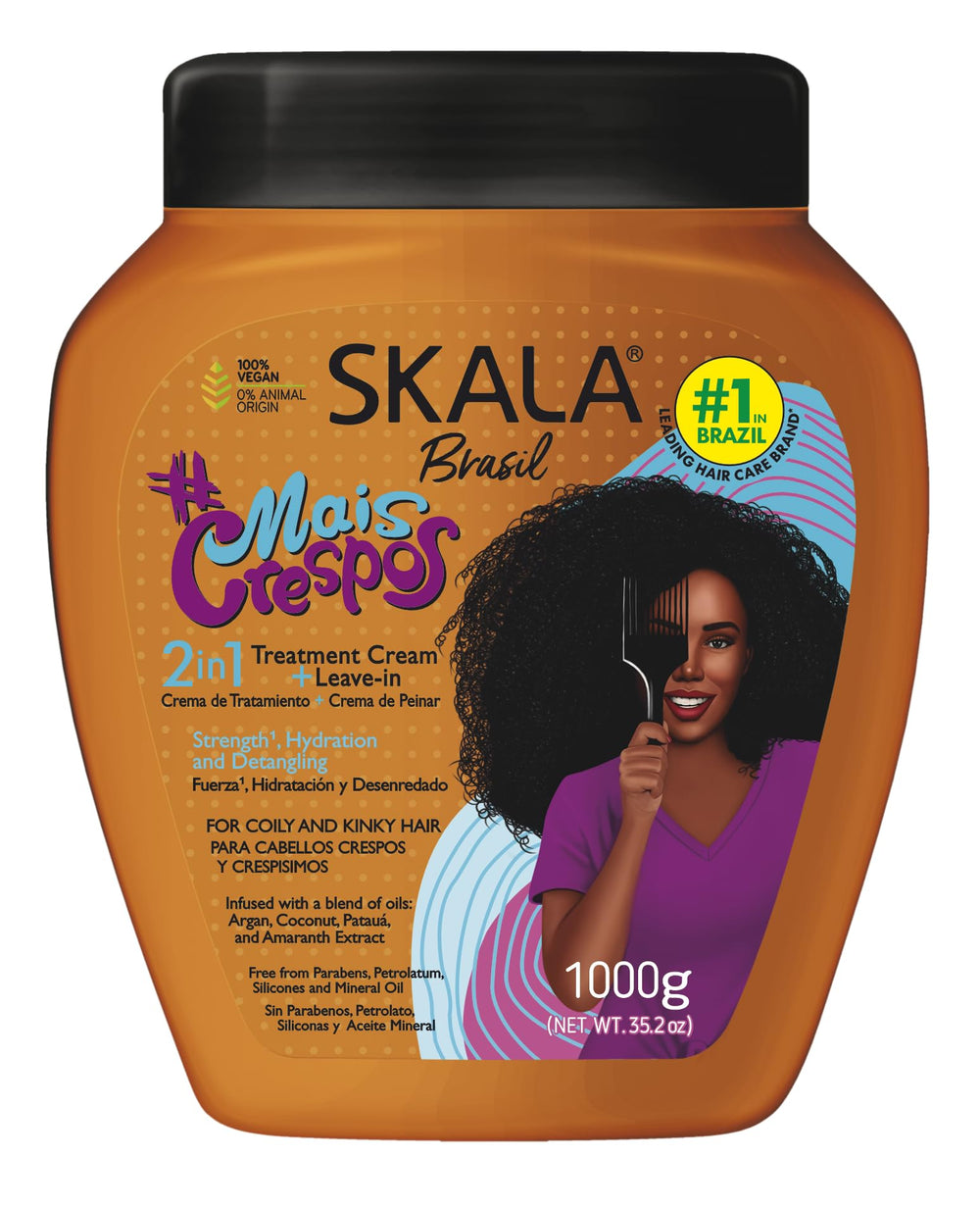 Texture close-up highlighting maracuja formula for frizz control.