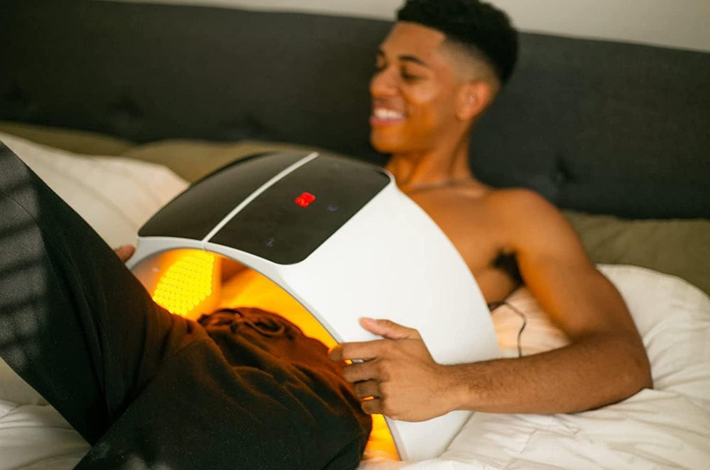 SKEYNDOR LED therapy mask yellow-light image suggests brightening-like effects