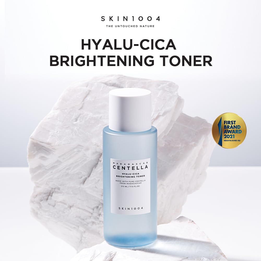 SKIN1004 Hyalu-CICA Toner pump-dispense enables easy application and refreshing feel