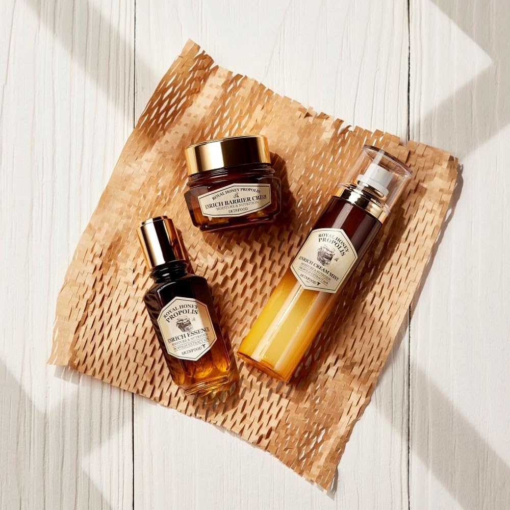 Precise dropper portion of SKINFOOD 1957 Propolis serum