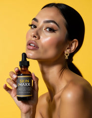 Skin Maxx amber glass bottle highlights premium packaging and light protection