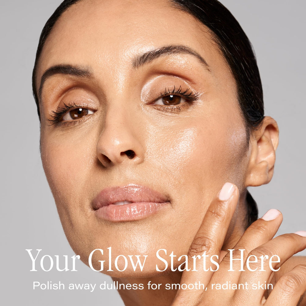 SKINN DermAppeal headband closeup highlights mess-free daily use.