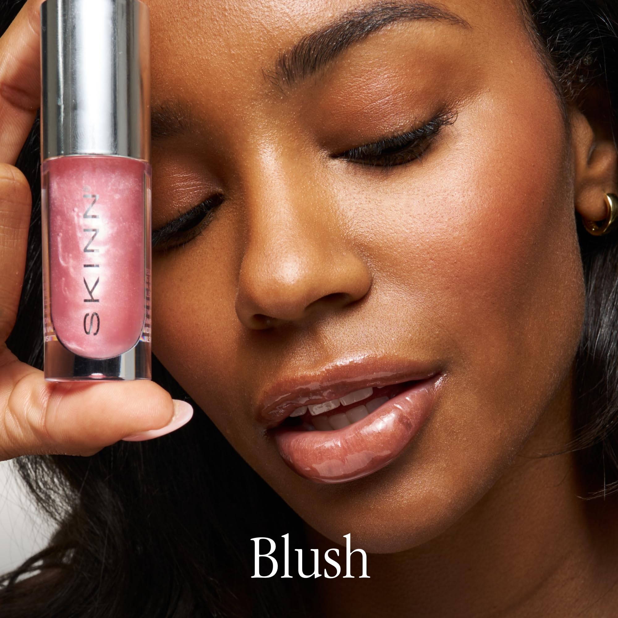 Glossy, weightless finish from SKINN lip oil