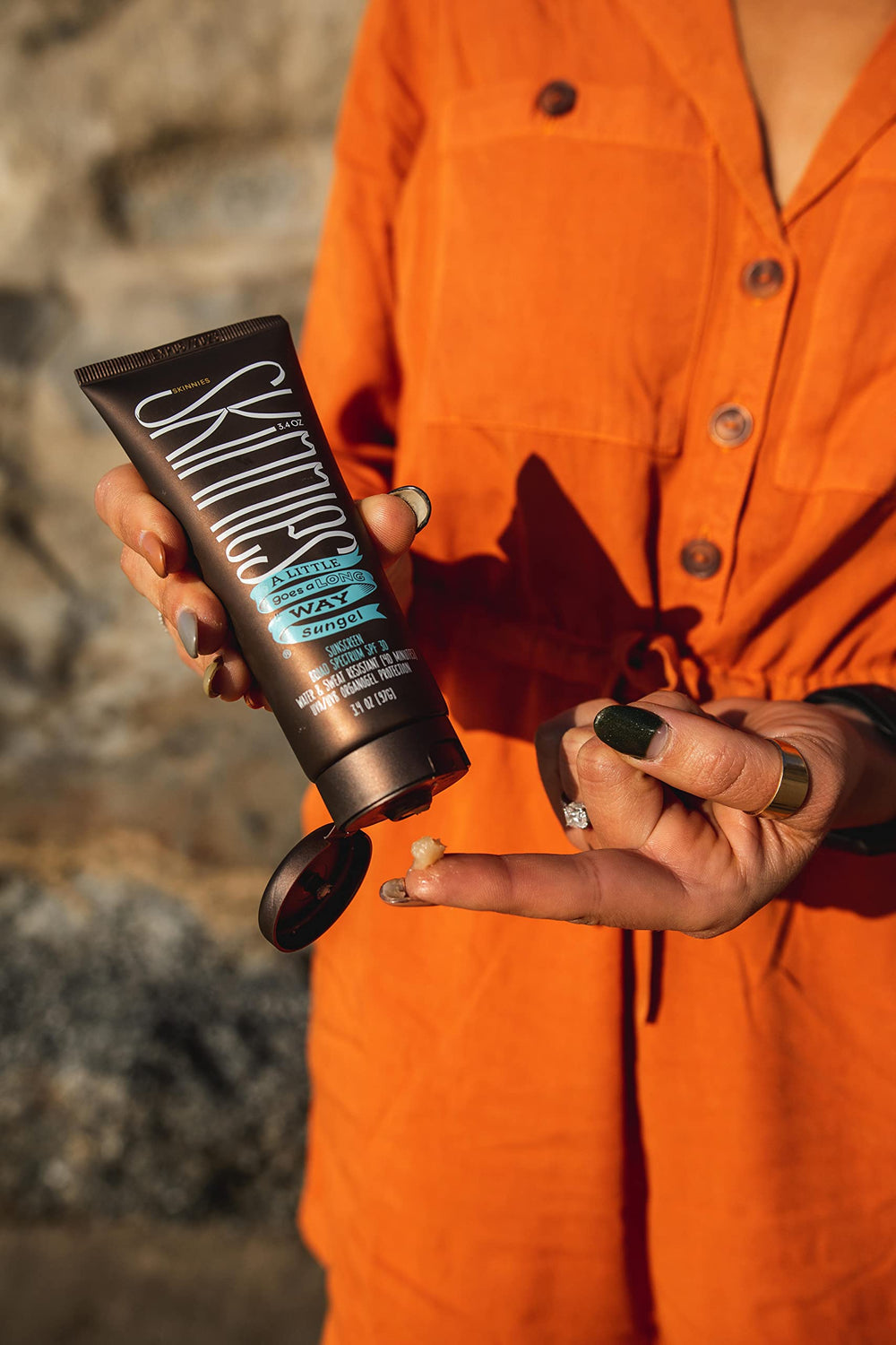 Skinnies Sungel award badge displayed on packaging