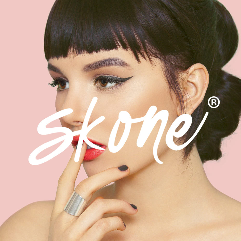 Skone eyeliner cap helps prevent smudging and drying out