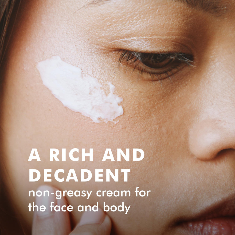 Texture swatch of Skyn ICELAND Arctic RePair cream demonstrating non-greasy finish