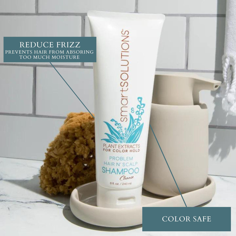 SMART SOLUTIONS Problem Hair N Scalp Shampoo pour action demonstrates gentle dispensing