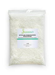 Soapeauty BTMS 25% bottle pour showing a smooth flow with potential detangling benefits