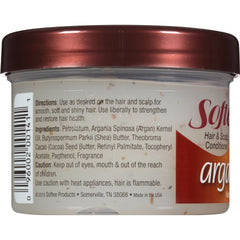 Softee haircare closeup shows daily use for a hydrated scalp