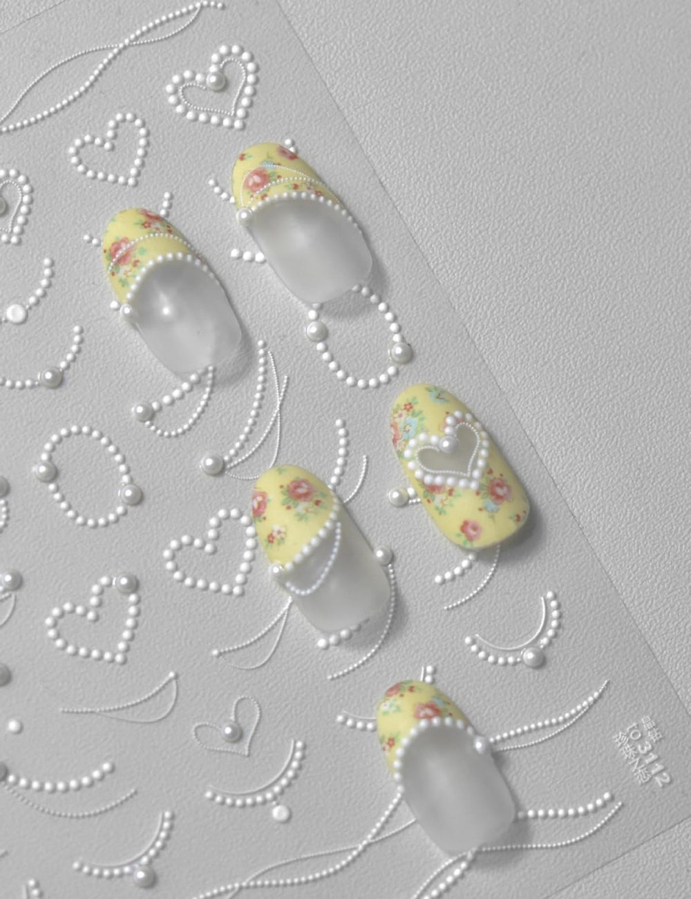 SOFTSOUL self-adhesive nail stickers closeup demonstrates easy, tool-free application.