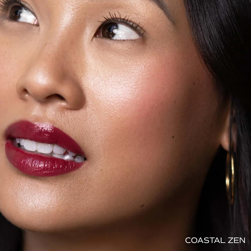 SONELA Blissful Moment Dewy Liquid Blush Coastal Zen applying with fingers for blend