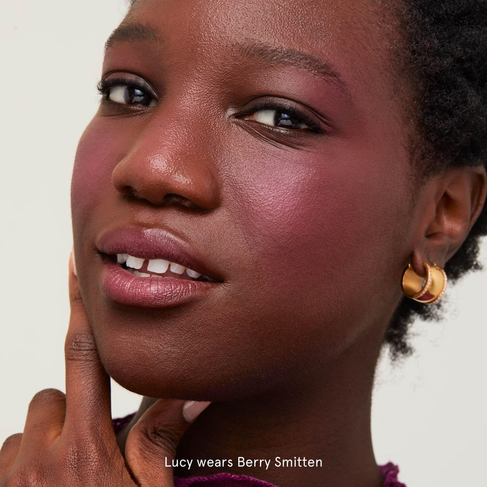 SOSHE Beauty vegan cruelty-free label on packaging supports clean beauty choices.