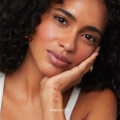 SOSHE Ceramide Lip Silk application enhances color and supple feel.