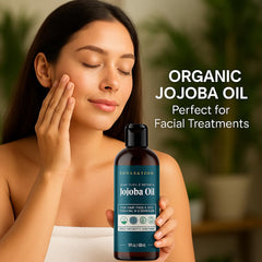 SOULSATION Jojoba Oil hands applying for fast-absorbing moisture on skin