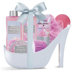 Spa Luxetique Valentines bath set in pastel gift basket