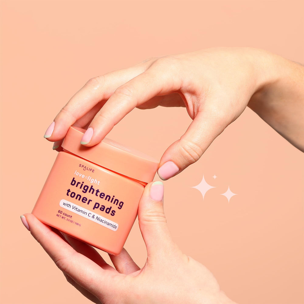 SpaLife Love & Light Toner Pads Skin glow and balanced texture.