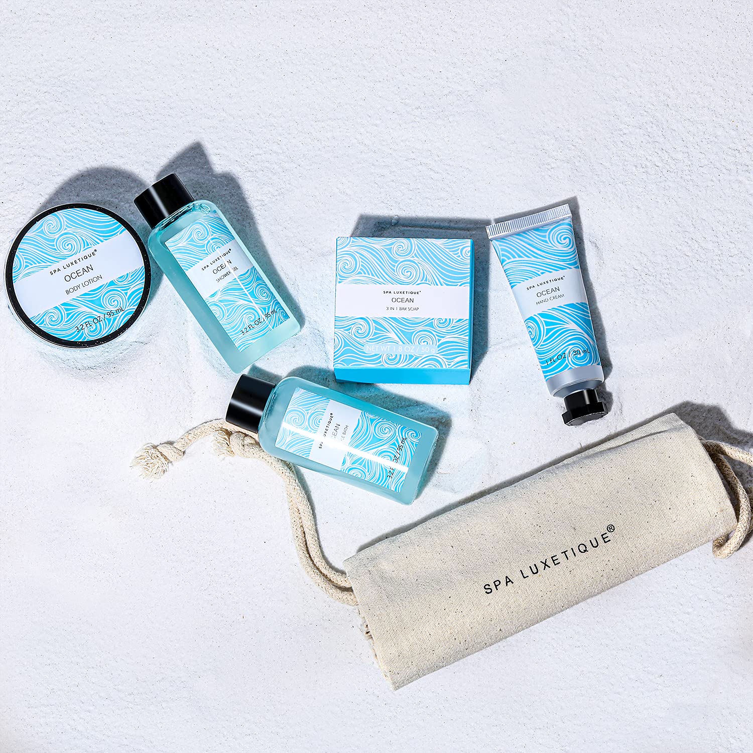 Spa Luxetique on-the-go cleansing kit for travel.