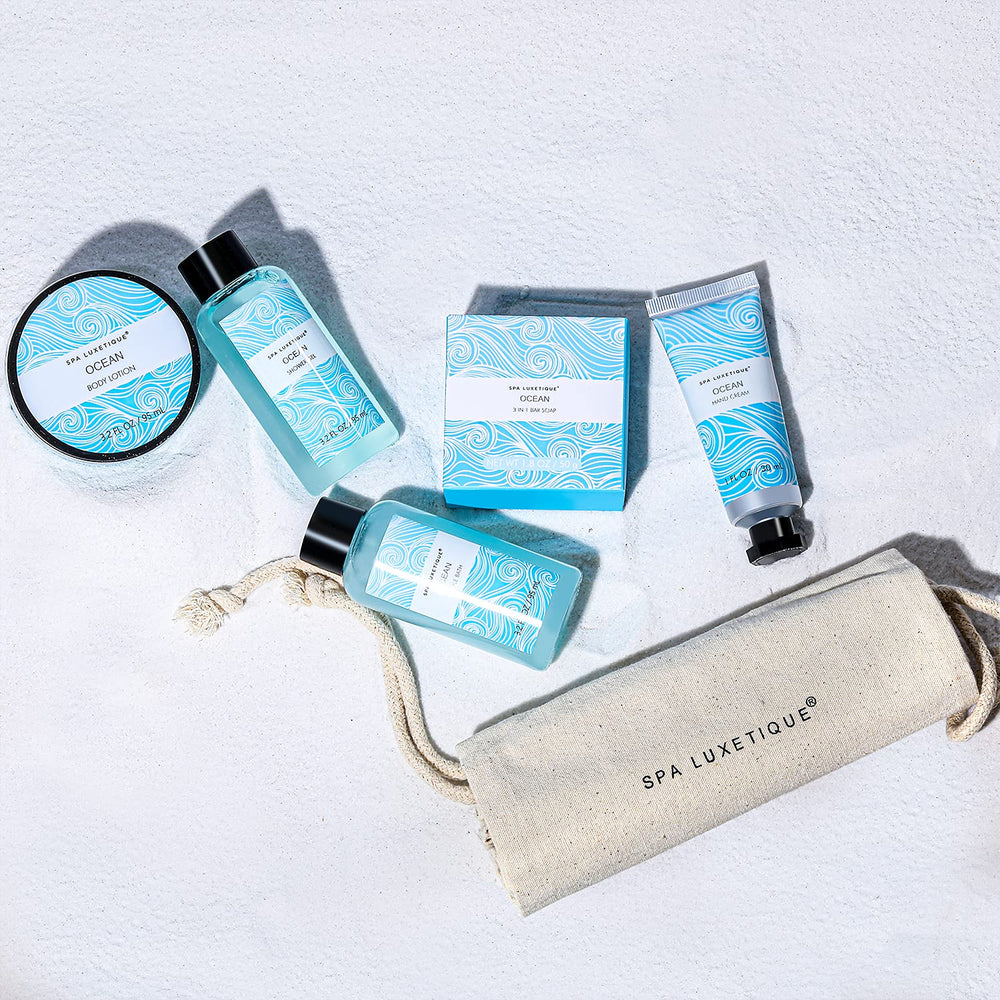 Spa Luxetique on-the-go cleansing kit for travel.