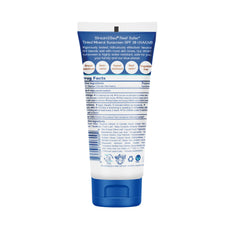STREAM 2 SEA applying sunscreen on hand, quick-absorbing formula