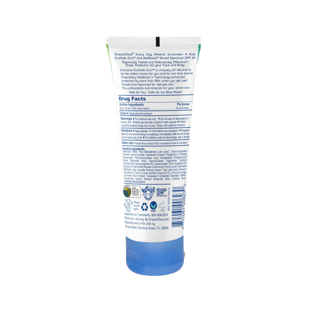 STREAM 2 SEA SPF 45 Kids Sunscreen being rubbed into skin for sheer coverage
