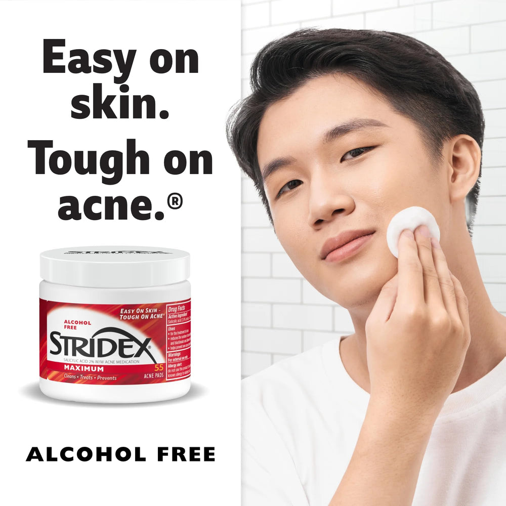 Pad texture lifting impurities from the skin surface.