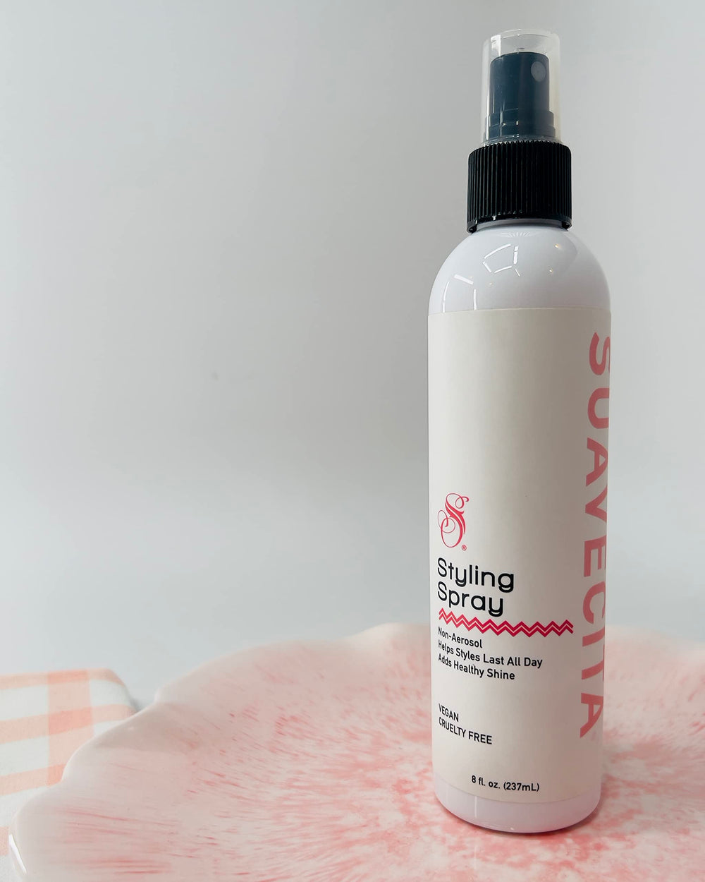 Suavecita styling spray helps create curls and waves during styling sessions.