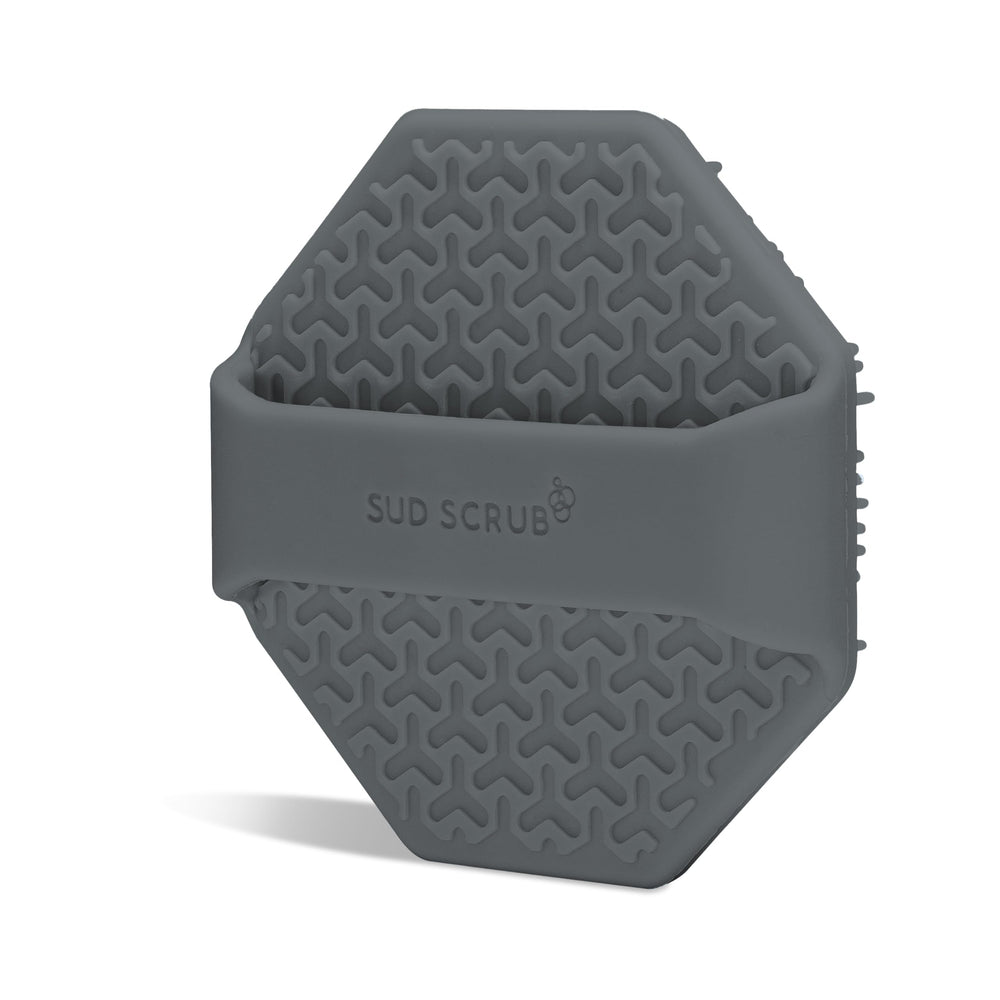 Sud Scrub in-use on the face demonstrates gentle cleansing for sensitive skin.