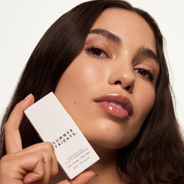 Summer Fridays Sheer Skin Tint swatch on skin demonstrates even tone.