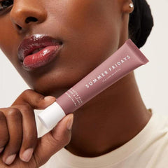 Creamy texture appears smooth and non-greasy on lips with Summer Fridays balm.