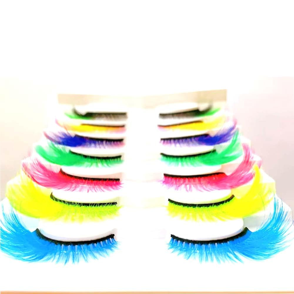 Sunniess Lightweight hypoallergenic lashes are comfortable for sensitive eyes.