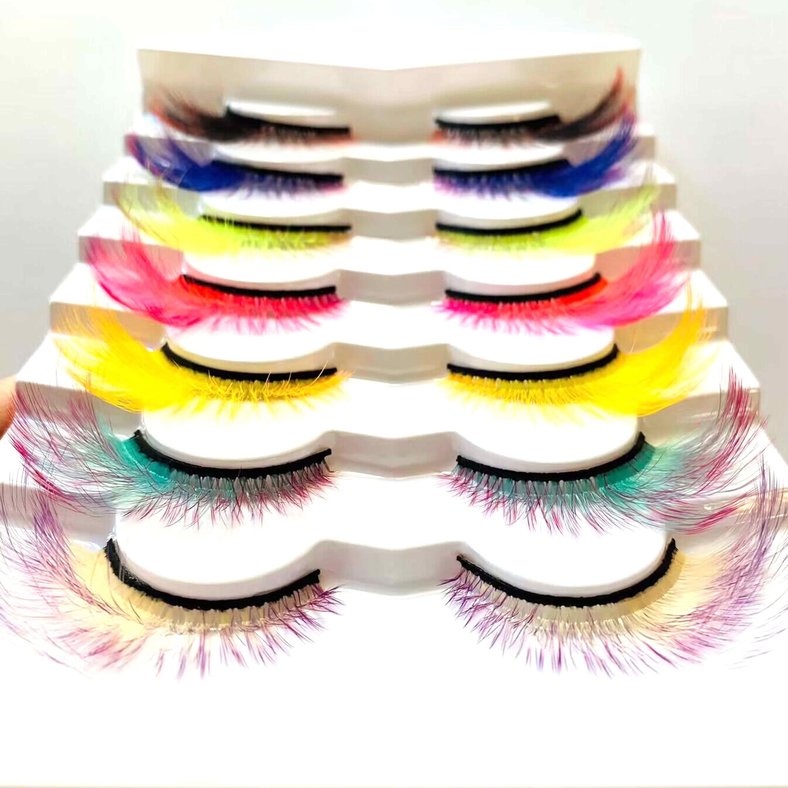 Sunniess Ombre-colored Lashes create expressive looks with bold color.
