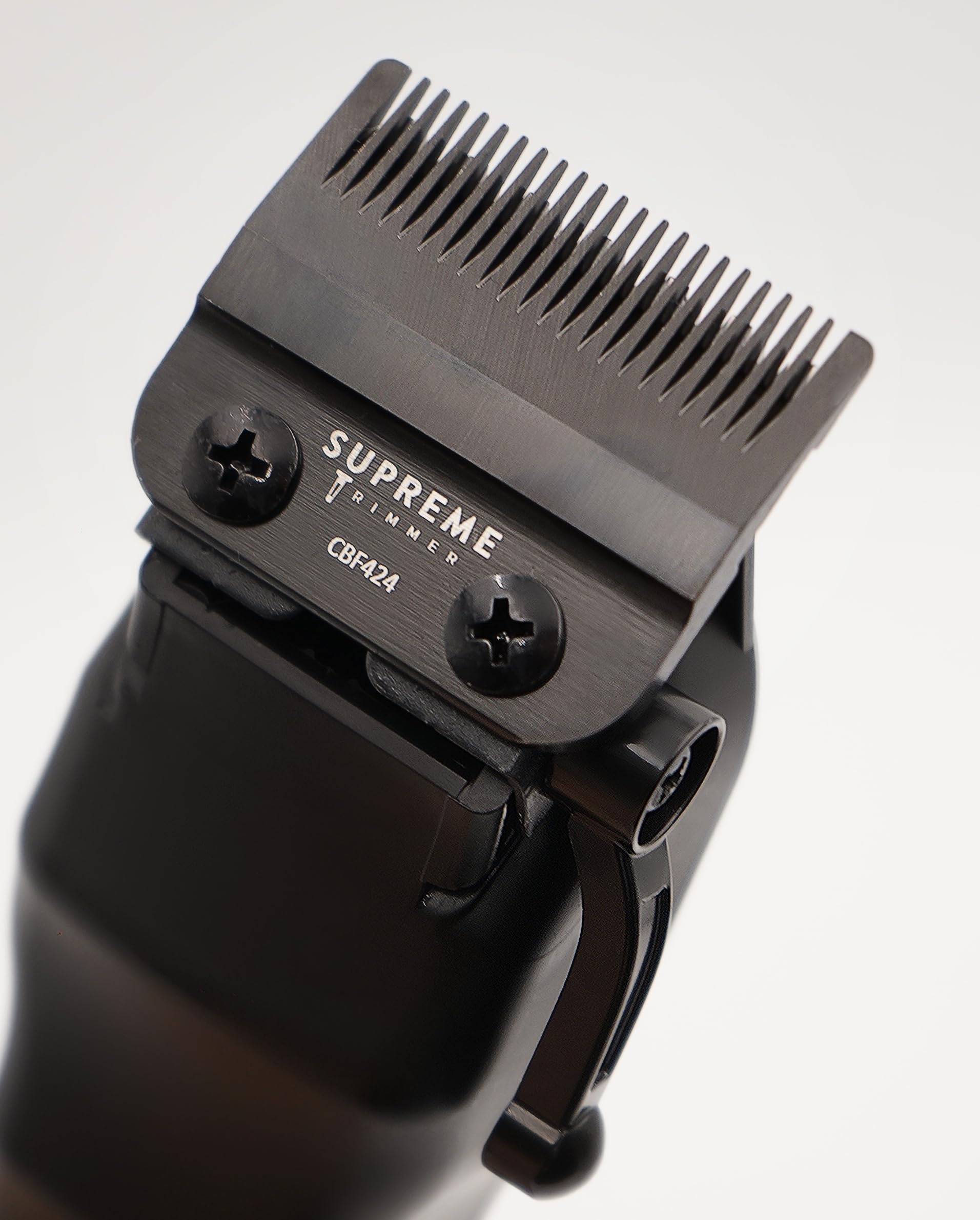 Supreme Trimmer Pro Clipper Lite LED battery display shows status.