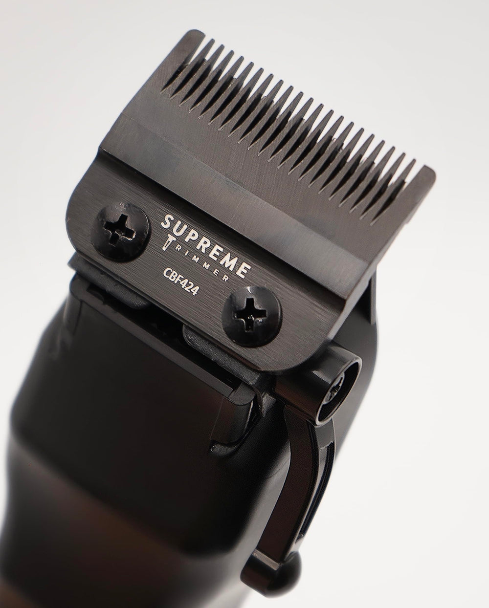 Supreme Trimmer Pro Clipper Lite LED battery display shows status.