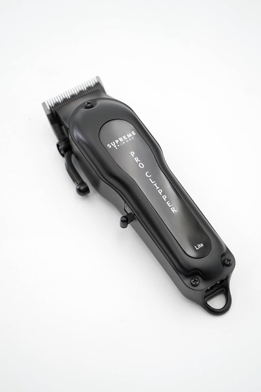Supreme Trimmer Pro Clipper Lite professional use in barbershop settings.