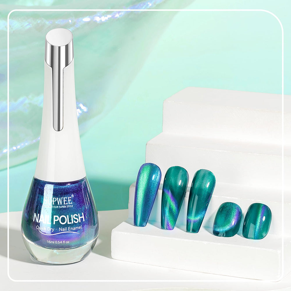 SUPWEE green cat-eye polish packaging beside the bottle