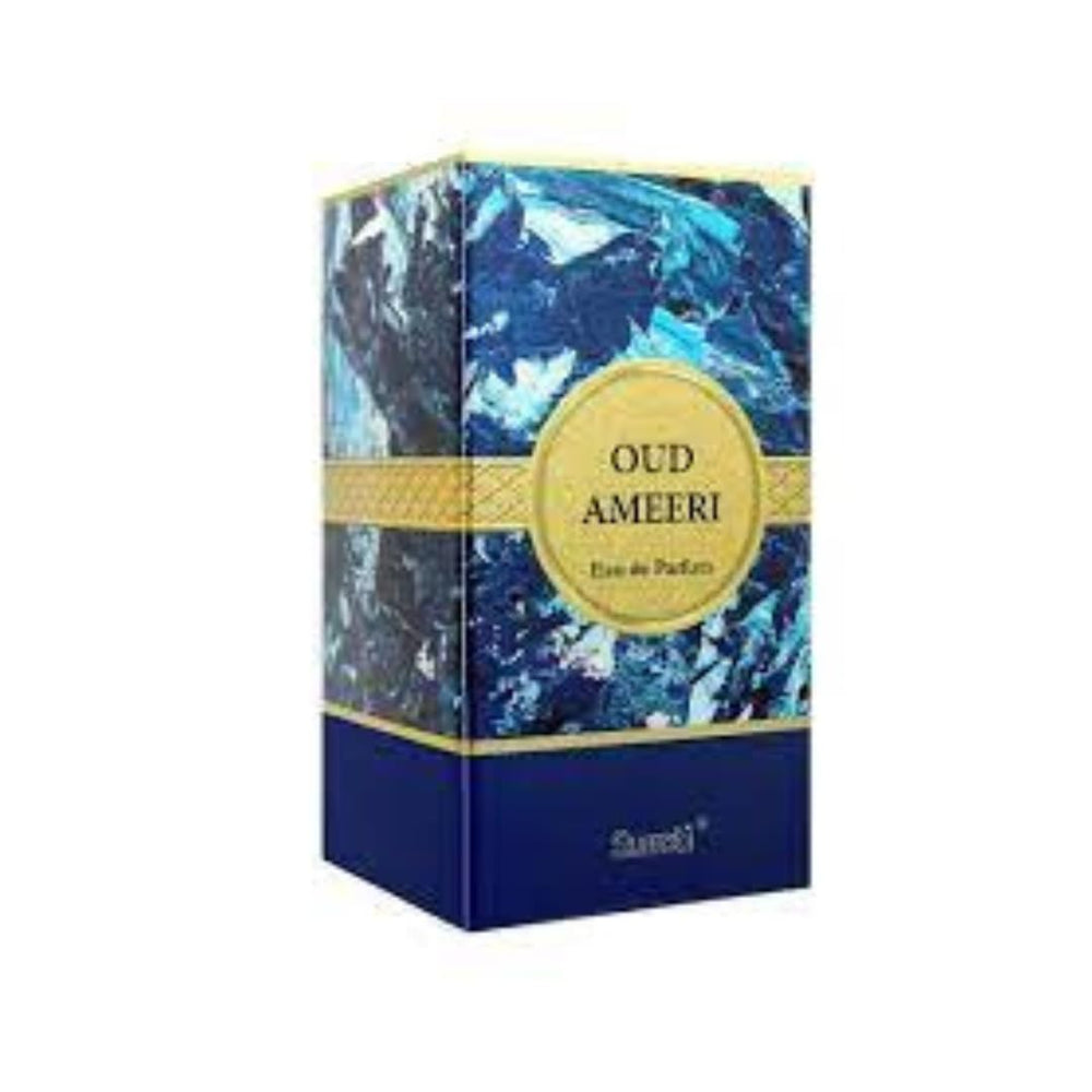 Surrati Oud Ameeri cap close-up emphasizes cedarwood, amber, and cinnamon notes.