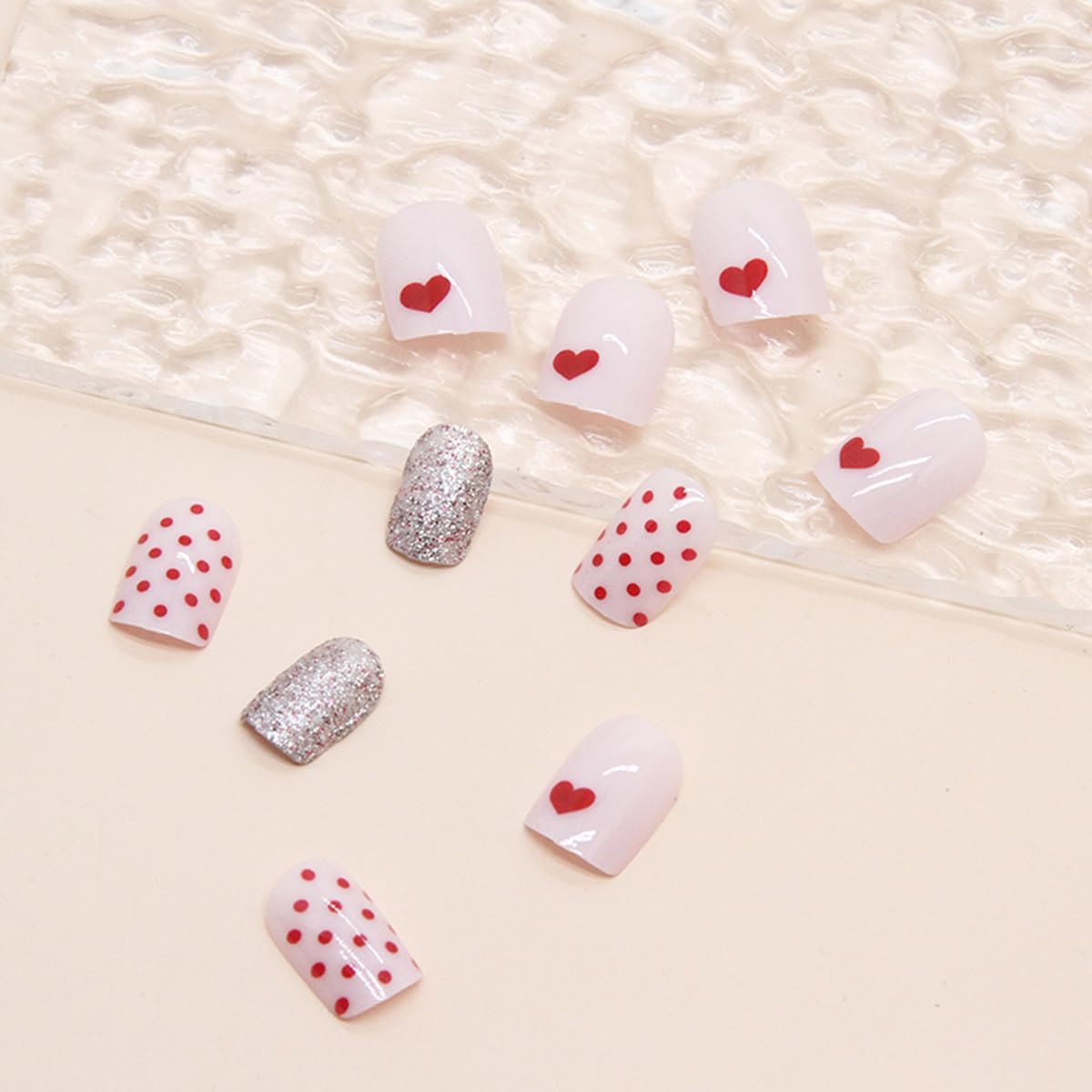 Sutaozhi Valentines nails kit shown ready to wear and reuse