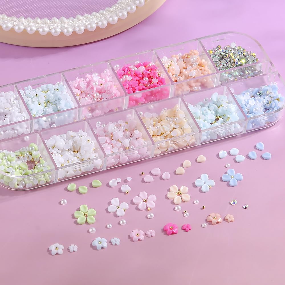 SUTOKAKA nail art decoration setup helps create custom DIY designs.