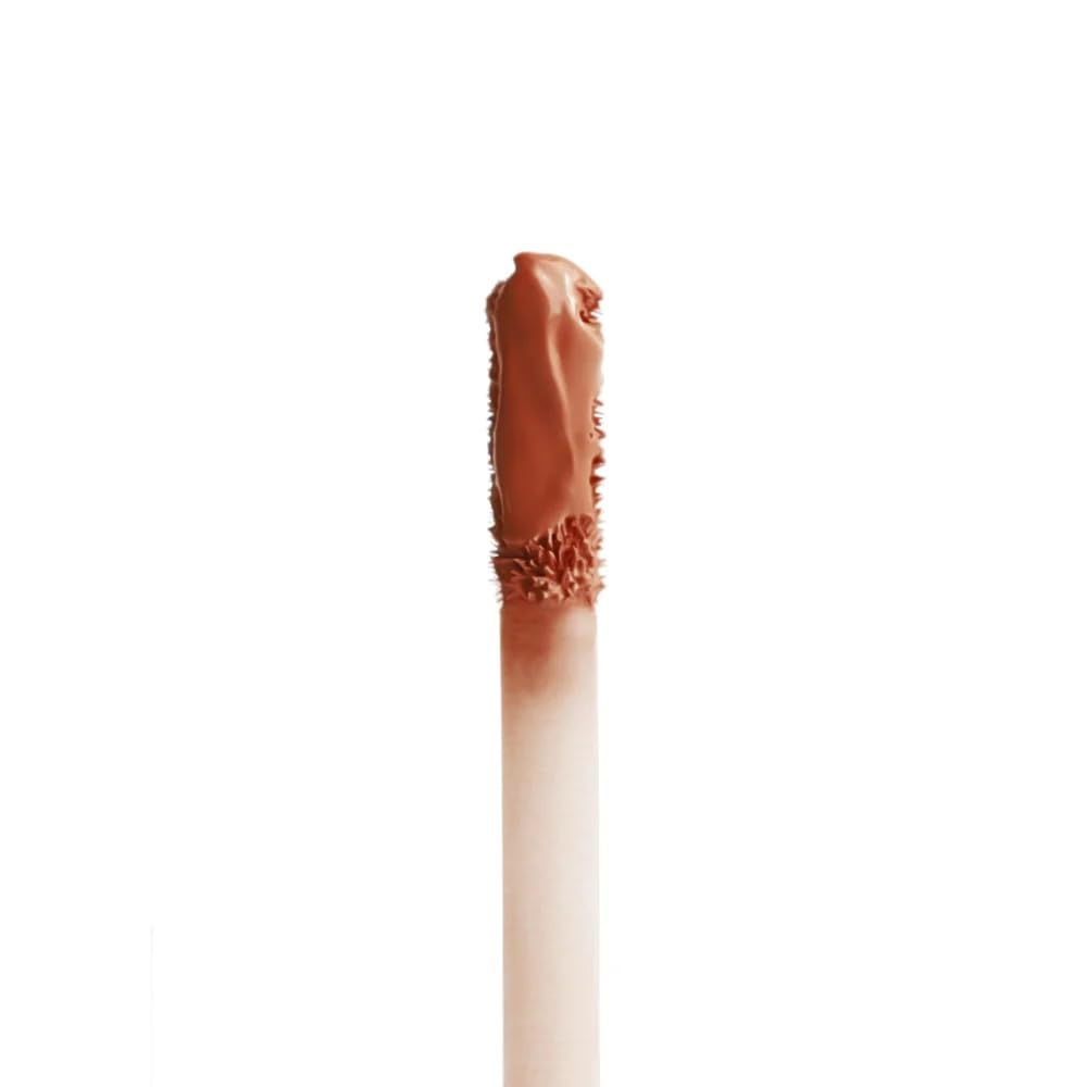 T. LeClerc Luminous Correcting Concealer swatches reveal even tone and luminous finish