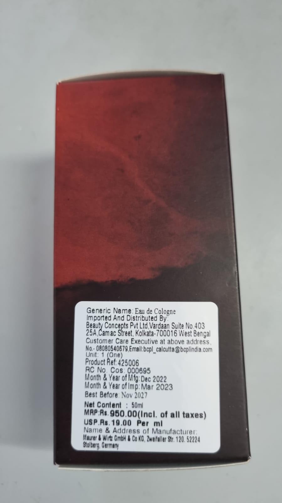 Tabac Original packaging display, premium unboxing details for discerning shoppers.
