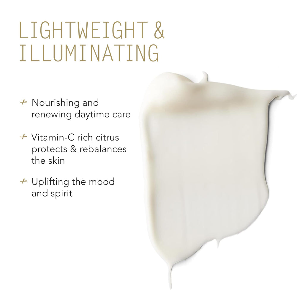 Close-up of Tammy Fender Luminous Morning Creme texture highlighting creamy formula and glow.