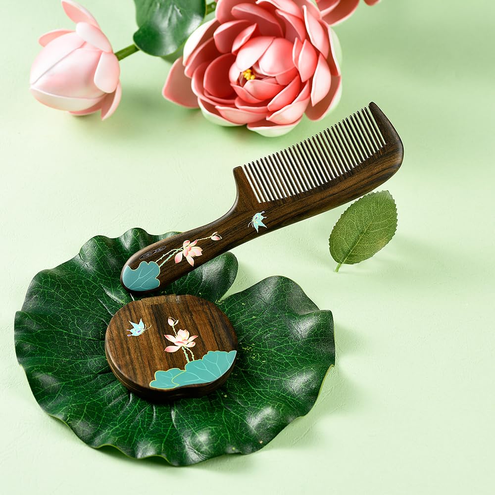 TAN MUJIANG comb presented in a birthday gift package