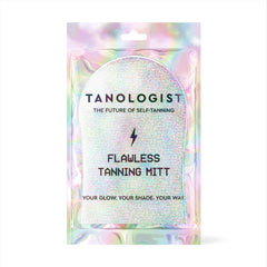 Tanologist Flawless Mitt applying mousse for smooth, streak-free color