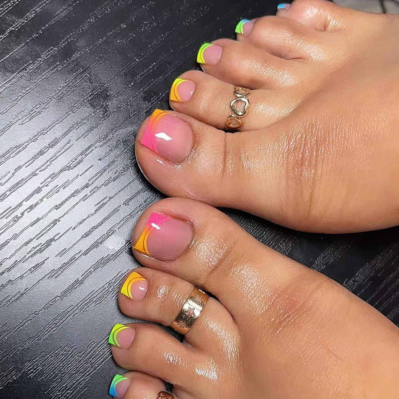 Teilihai press-on toenails short square with a glossy finish for summer